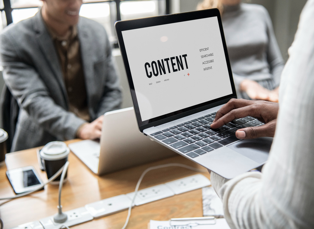 Content syndication strategy for expanding content reach and improving SEO